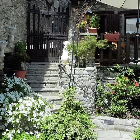 Il Castello Di Darany Apartament